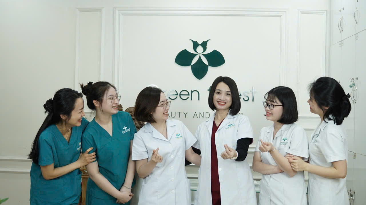 Đội ngũ bác sĩ tư vấn Tiêm Filler Có Hại Về Sau Không