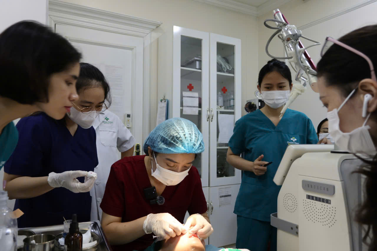 viêm nang lông là gì, bác sĩ điều trị
